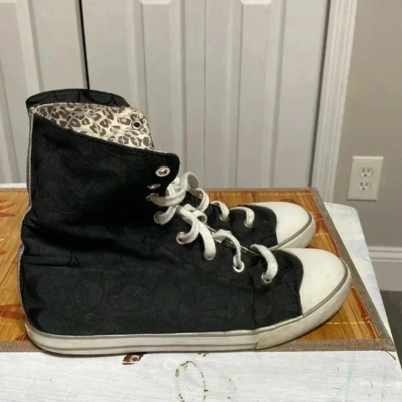 Coach higher top black Bonney signature sneakers size 9 1/2 - Picture 8 of 17